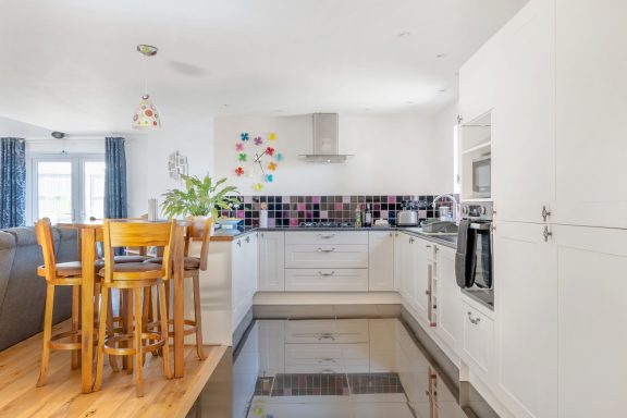 Kitchen, Hawkinge